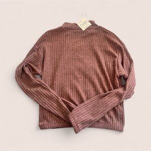 New with tags Olivia Rae Textured Knit Top in Rust Size S